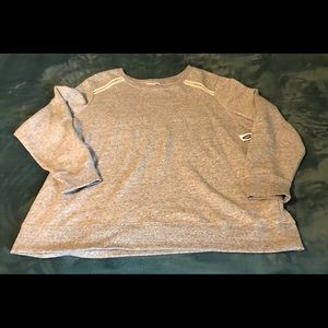Old Navy - Casual Sweatshirt With Feminine Touch